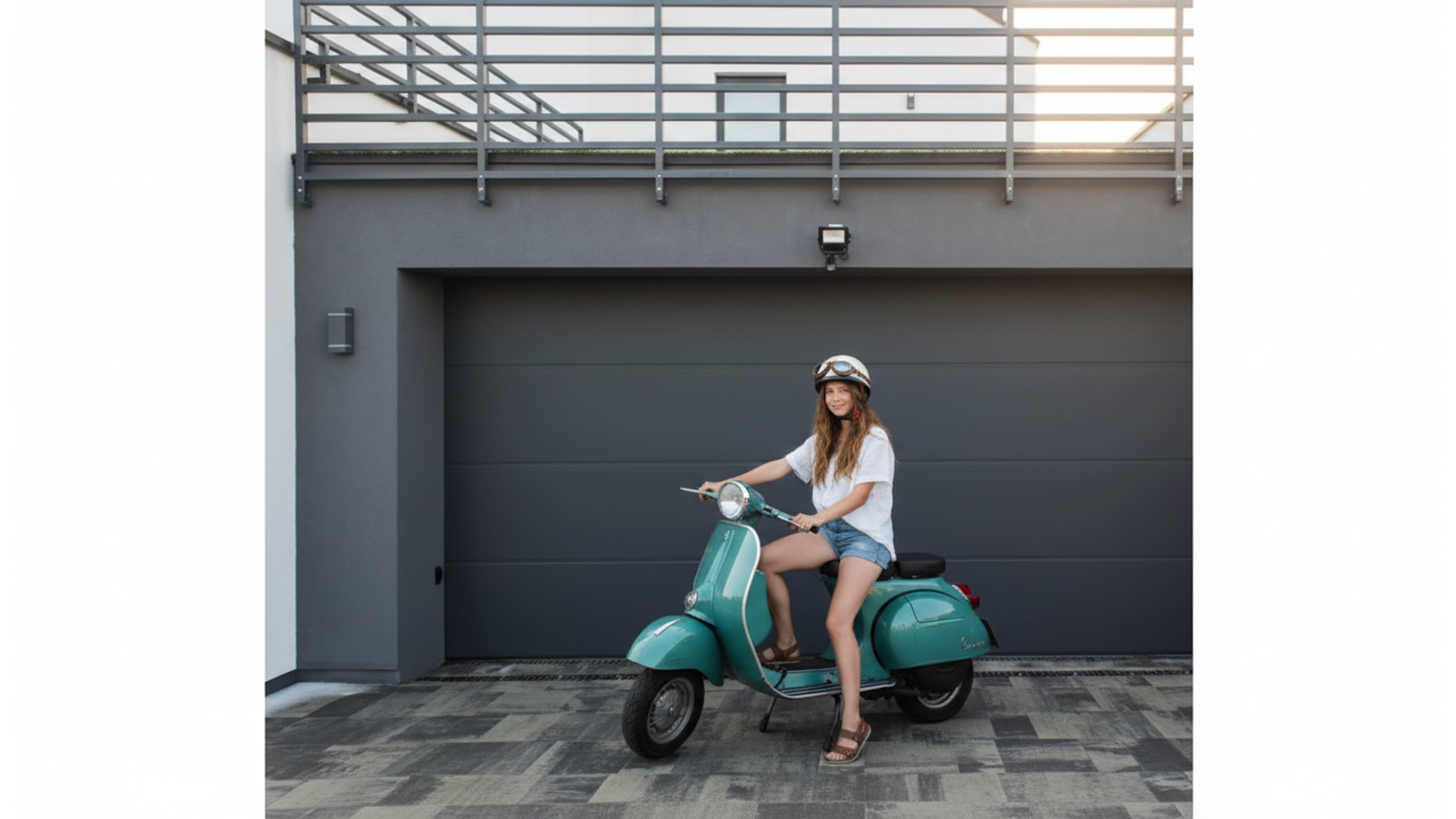 Garagentore plant und montiert ALUSOL in Wien, Niederösterreich, Oberösterreich, Burgenland und Steiermark.