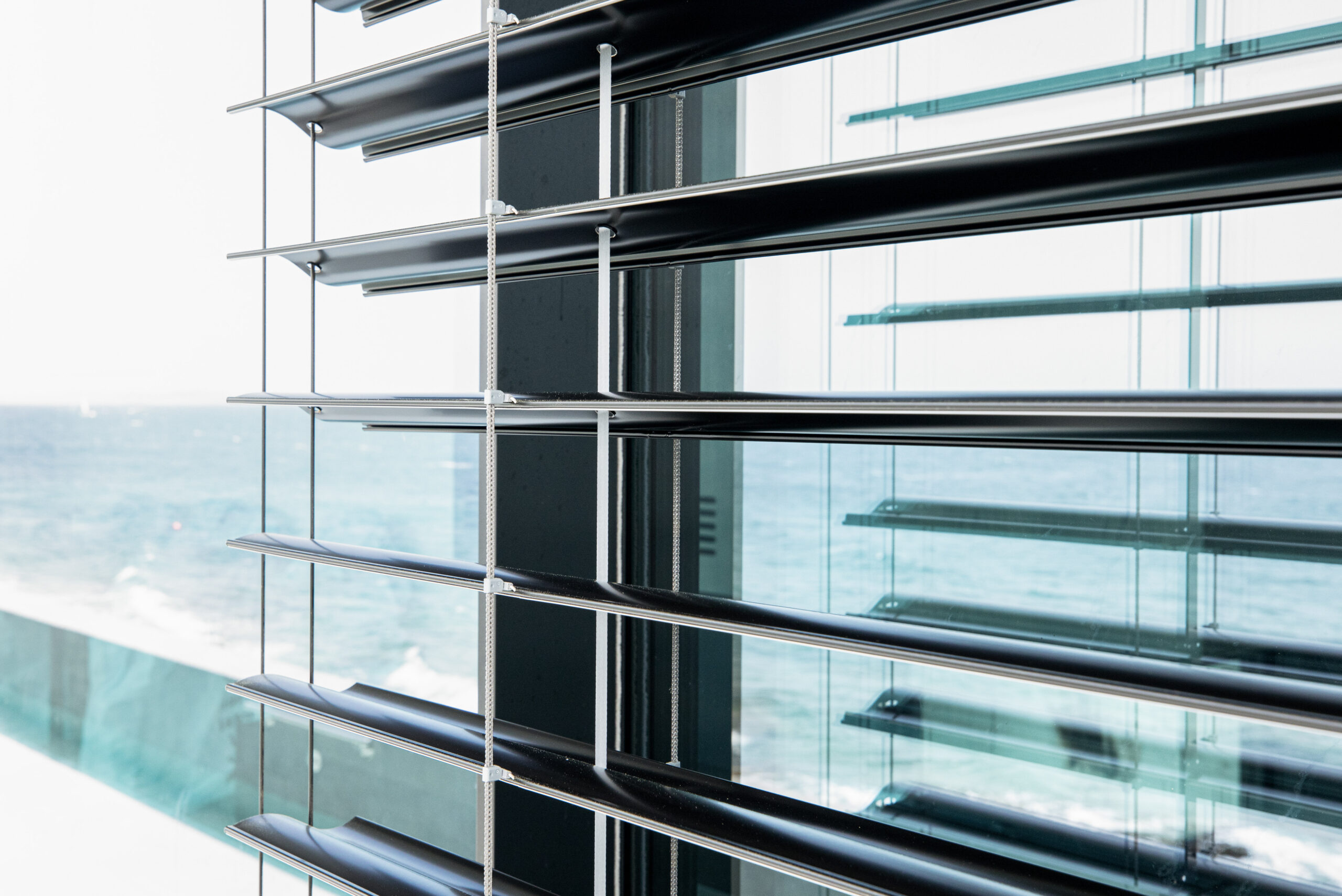 Sonnenschutz und Außenraffstores plant und montiert ALUSOL in Wien, Niederösterreich, Oberösterreich, Burgenland und Steiermark.